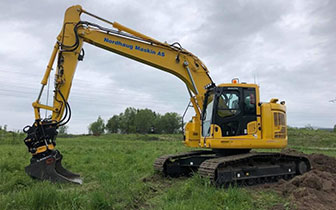 Komatsu PC 210